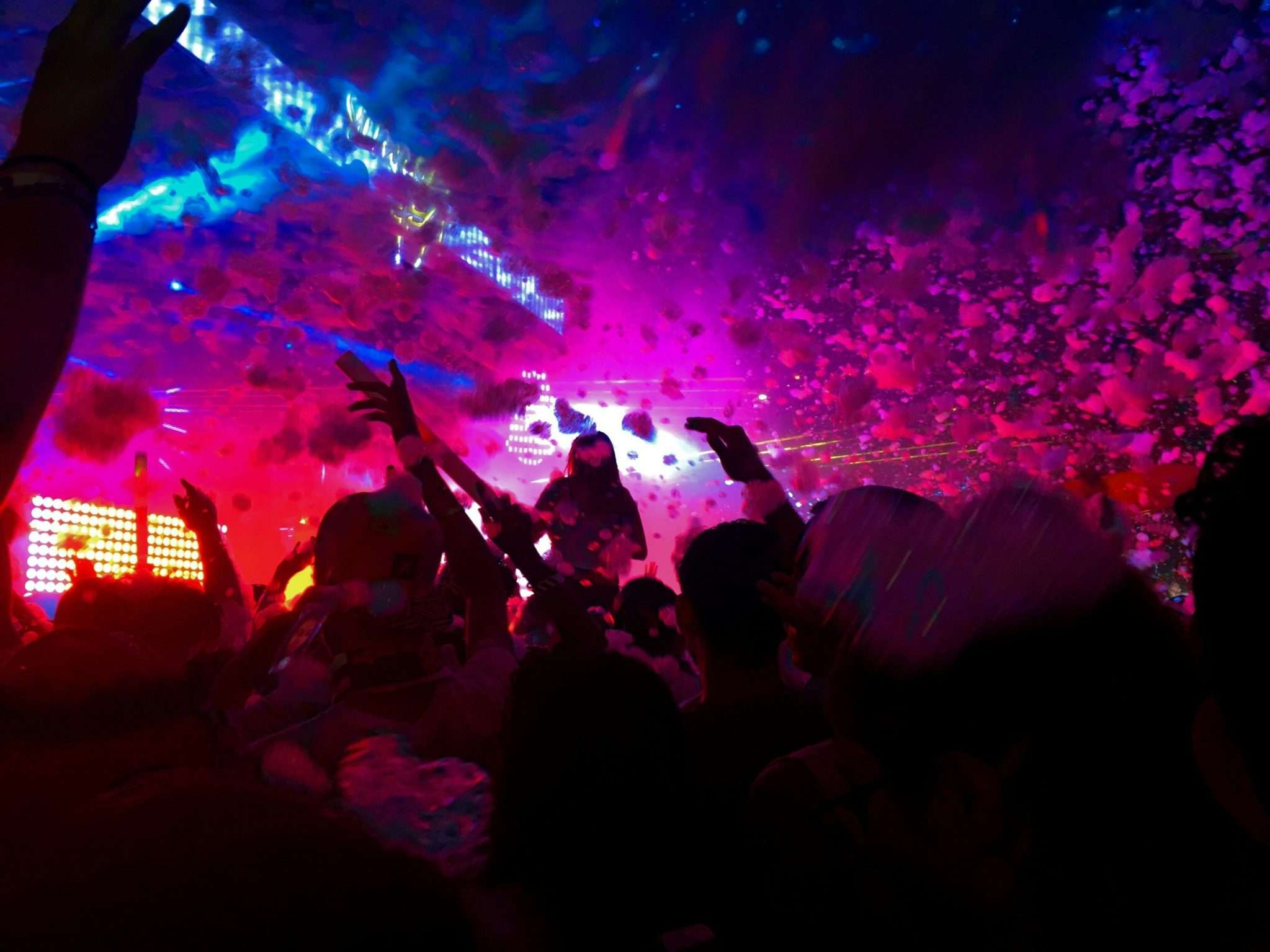 karina lago wEucG sLRsY unsplash - Nairobi Events Guide - Get tickets & the calendar to popular events in Nairobi!
